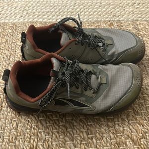 Altra Lone Peak 5